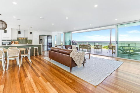 Saltwater, Sunrise Beach - Rent Accommodation 0