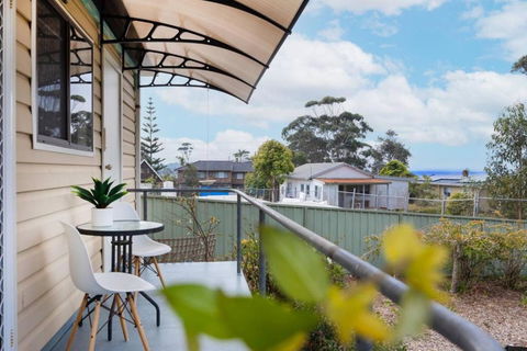 Salty Vibes - Rent Accommodation 1