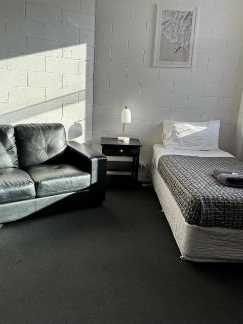 San Remo Hotel Motel - Rent Accommodation 2