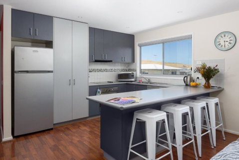 San Remo Views - Rent Accommodation 1