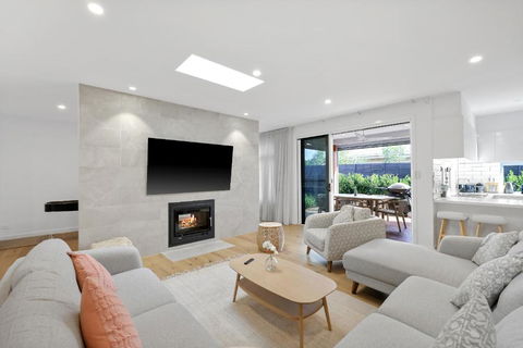 Sanctuary Of Hope By Ready Set Stay - Cowes - Rent Accommodation 1