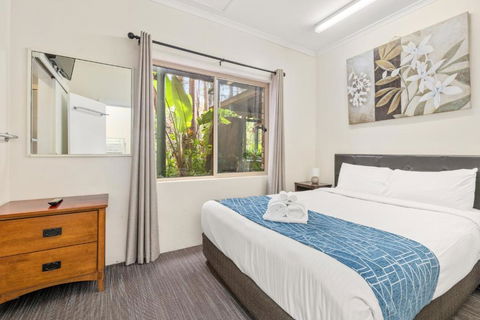 Sanctuary Resort Motor Inn - Rent Accommodation 3