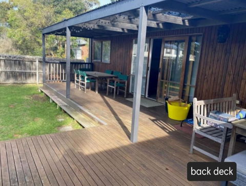 Sanders Beach House - Rent Accommodation 1
