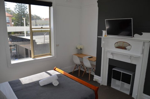 Sandy Bottoms Guesthouse - Rent Accommodation 0