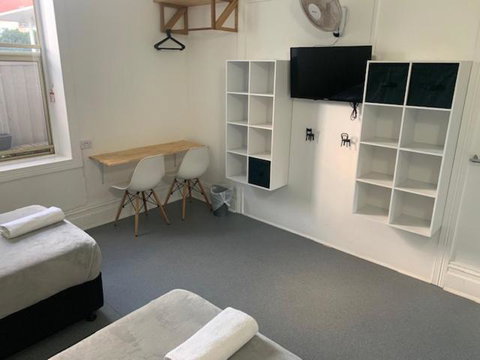 Sandy Bottoms Guesthouse - Rent Accommodation 3