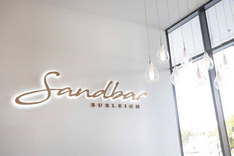 Sandbar Private Apartments - Hosted By Burleigh Letting Company - Rent Accommodation 1