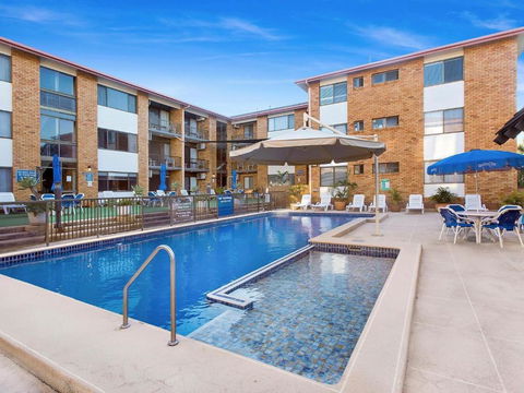 Sandcastles Holiday Apartments - Rent Accommodation 0