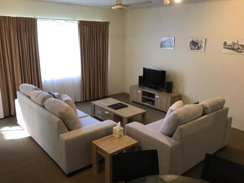 Sandcastles Holiday Apartments - Rent Accommodation 2