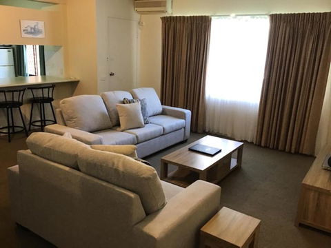 Sandcastles Holiday Apartments - Rent Accommodation 1