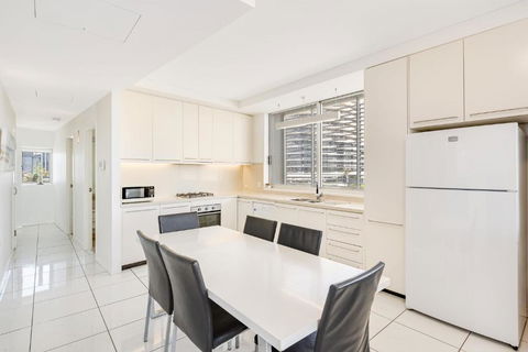 Sands On Greenmount Unit 4 - Rent Accommodation 3