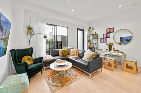 StayCentral - Boulevard Gardens (Coburg) - Rent Accommodation 0
