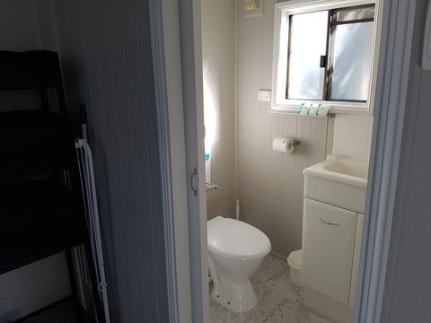 BIG4 Cane Village Holiday Park - Rent Accommodation 3