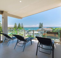 Bimbadeen Penthouse - across the road from Main Beach - Rent Accommodation