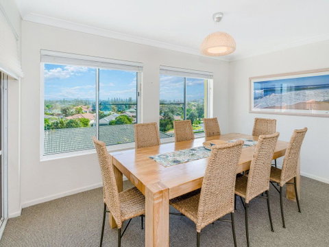 Bindaree 9 - Spectacular Views - Rent Accommodation 1
