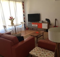 Black Cat Retreat holiday home - Rent Accommodation