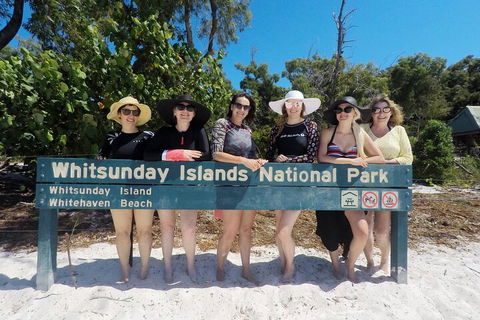 Whitehaven Beach Club - Rent Accommodation 0