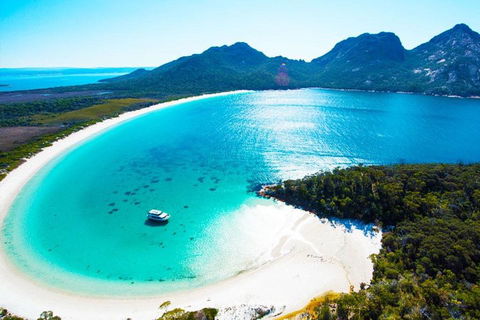 Wineglass Bay Private Charter Service - Rent Accommodation 2