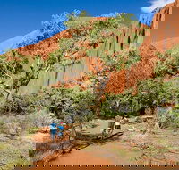 Full Uluru Base Walk at Sunrise Including breakfast - Rent Accommodation