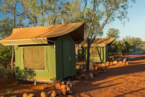 4 Day/3 Night Perentie Dreaming Safari - Rent Accommodation 2