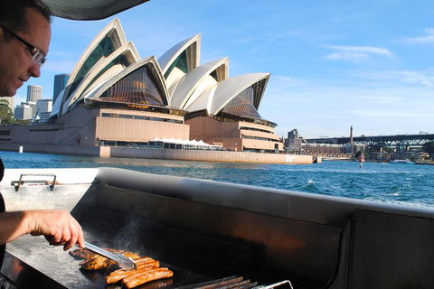 Sydney Whale-Watching Cruise Including Lunch Or Breakfast - Rent Accommodation 3