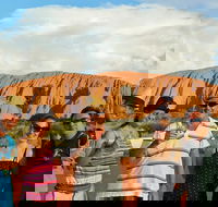 Ayers Rock Day Trip from Alice Springs Including Uluru Kata Tjuta and Sunset BBQ Dinner - Rent Accommodation
