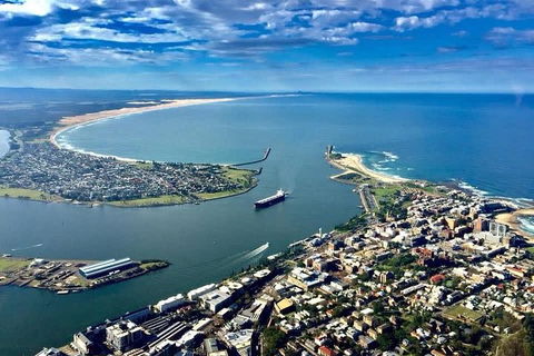 40-45 Minute Port Stephens And Stockton Beach Helicopter Flight - For 2 - Rent Accommodation 2